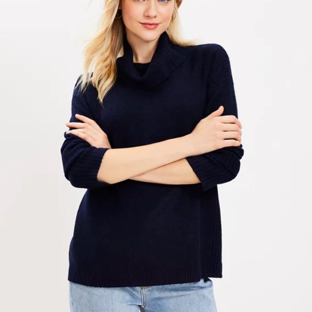 Loft navy sweater, never worn!